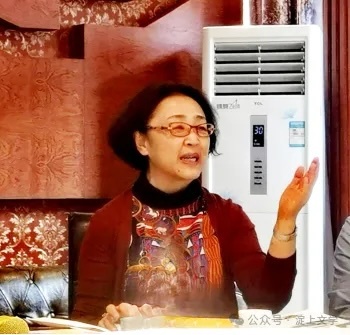 吴颖丽诗集《达斡尔艾门之歌》暨文体作品洽商会在京举行